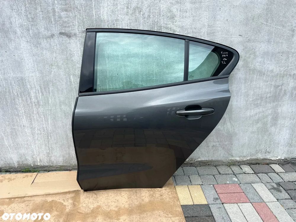 DRZWI LEWE TYŁ TYLNE LEWE FORD FOCUS MK4 2019 ROK HTB HATCHBACK ORYGINAŁ SUPER STAN LAKIER BJ MOZNA ZAŁOŻYĆ BEZ MALOWANIA - 1