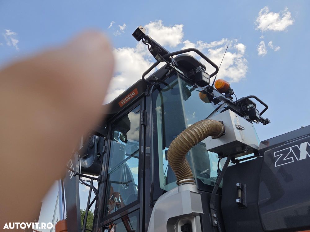 Hitachi ZW180-7, 2022, 3.650h, 13.294km rulati, CUPLA RAPIDA, cupa 3mc, Camera spate si laterale, cantar, gresare automata, Michelin 80% ok, consum mediu 8,9l/h, circ hidr suplm, masa operationala 18t,CA NOU-posibilitate leasing 4 ani-PROMOTIE 99.900 EUR+Tva - 29