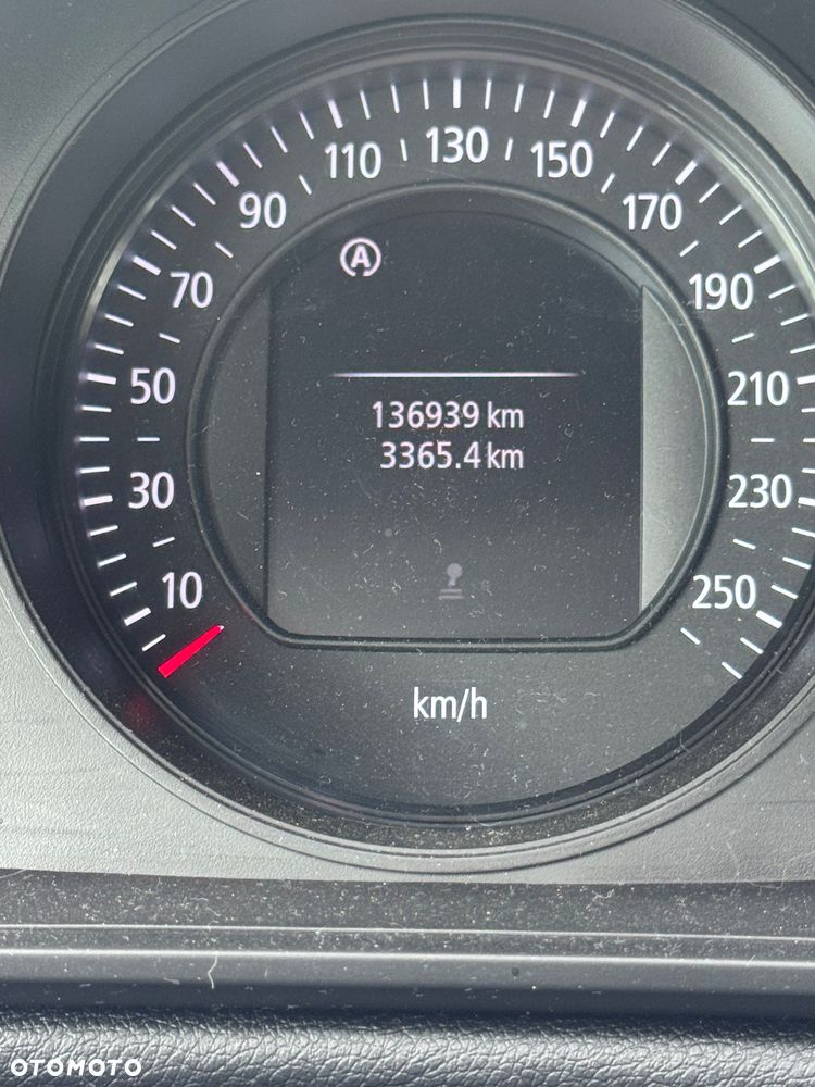 Renault Megane 1.5 Blue dCi Business - 7
