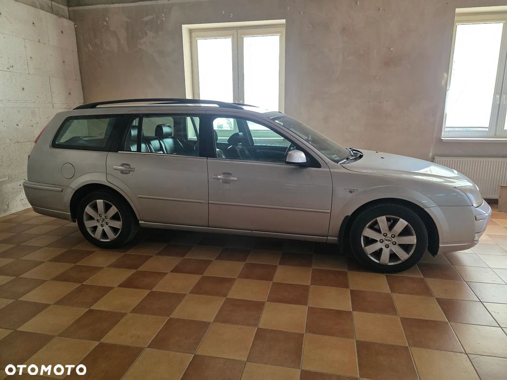 Ford Mondeo 2.0 TDCI Ghia - 2