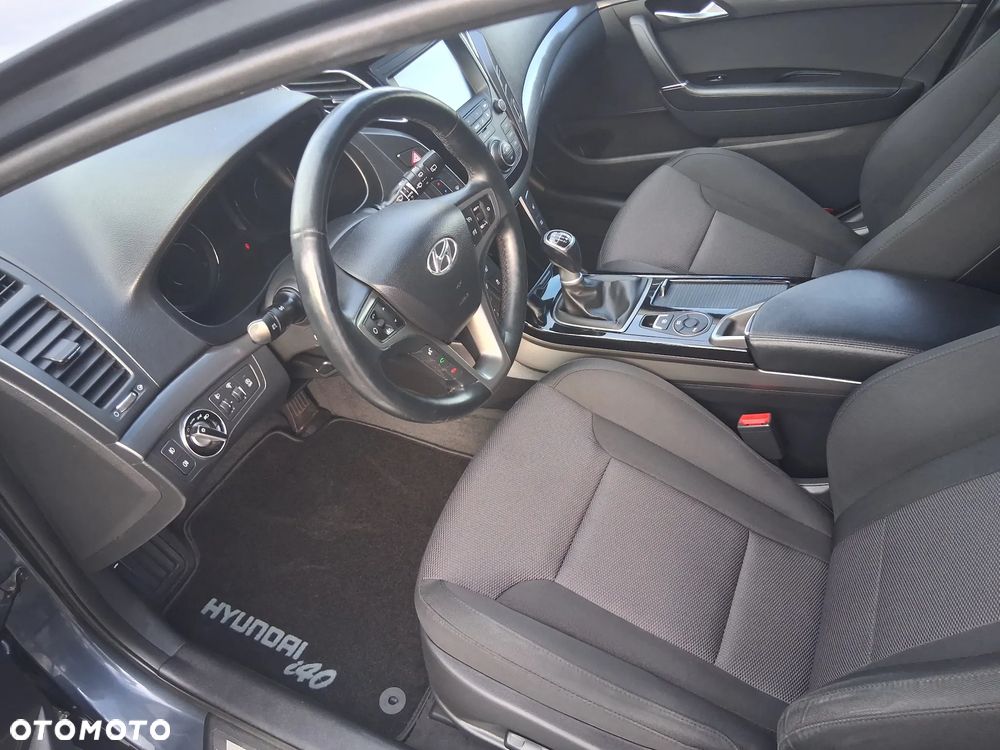 Hyundai i40 - 14