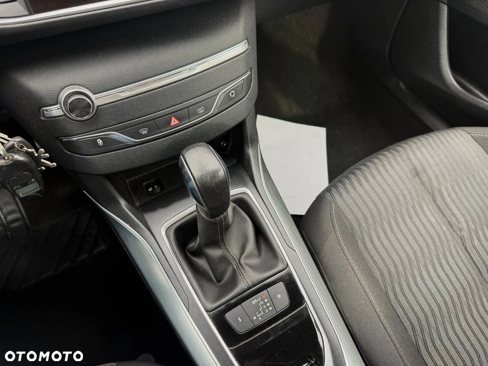 Peugeot 308 BlueHDi 150 EAT6 Stop & Start Business-Line - 17