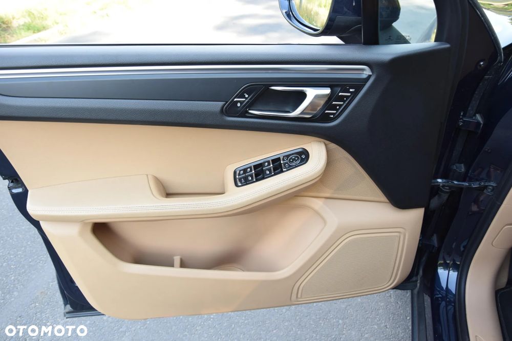 Porsche Macan Standard - 20