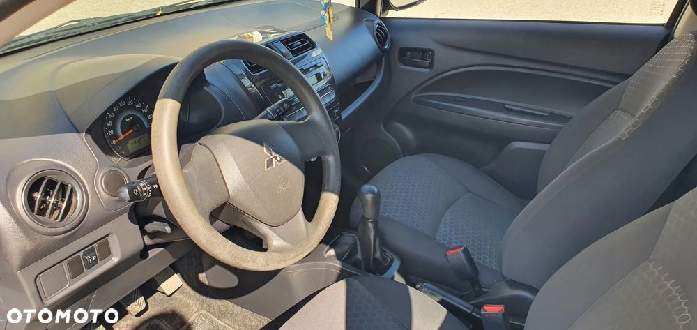 Mitsubishi Space Star 1.0 - 32