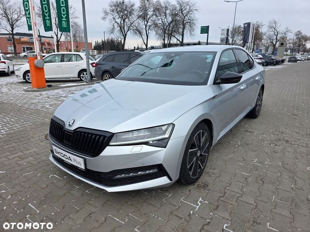 Skoda Superb 2.0 TDI SCR 4x4 Sportline DSG - 11