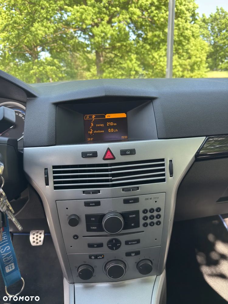 Opel Astra 2.0 T OPC - 21