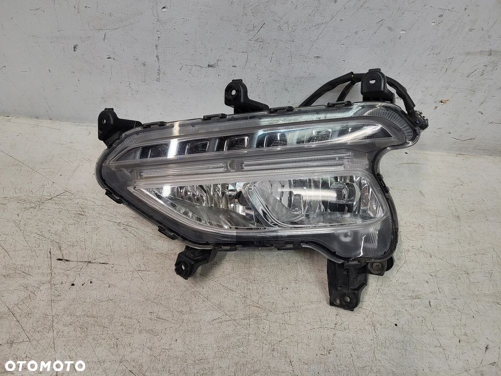 Hyundai Santa Fe III lift Halogen prawy LED DRL