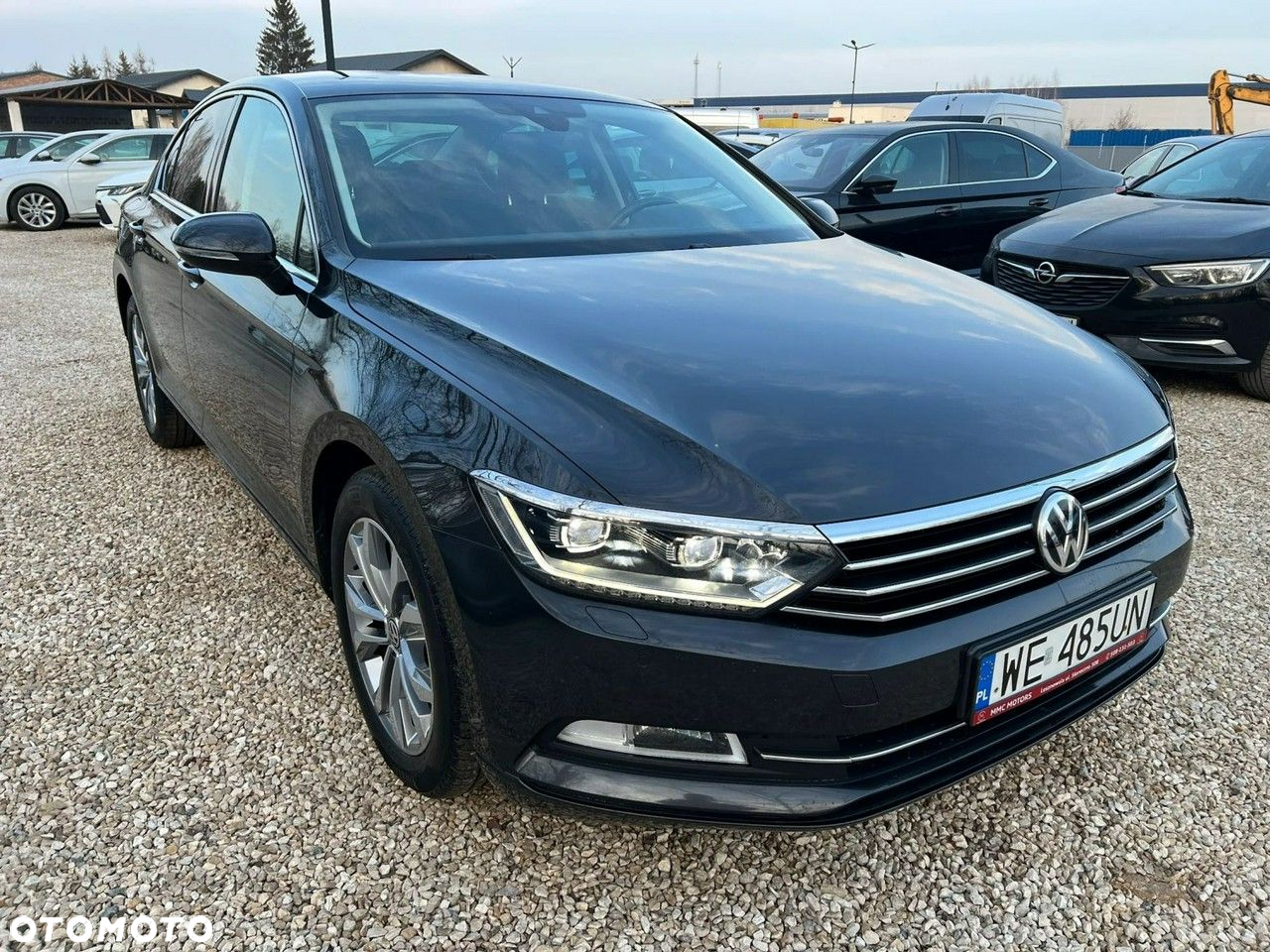 Volkswagen Passat - 5