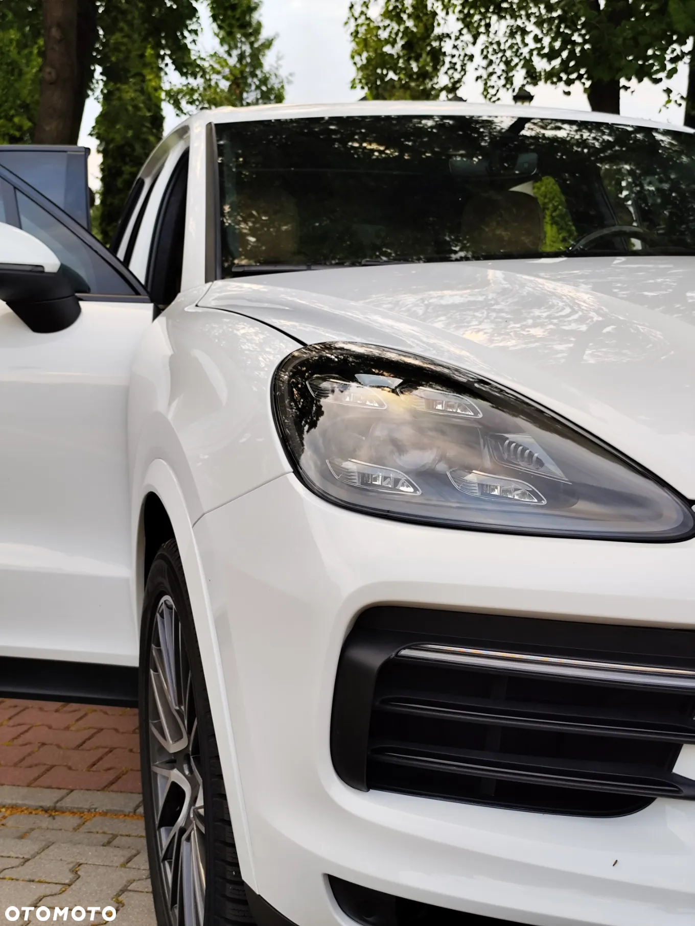 Porsche Cayenne Platinum Edition - 35