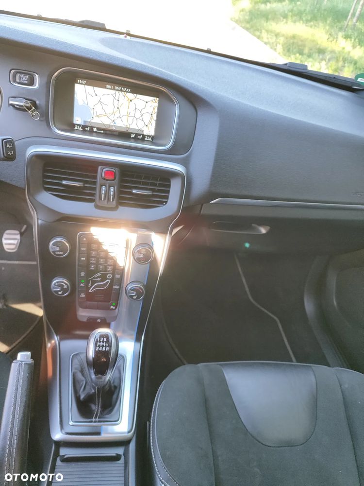 Volvo V40 T3 RDesign - 15
