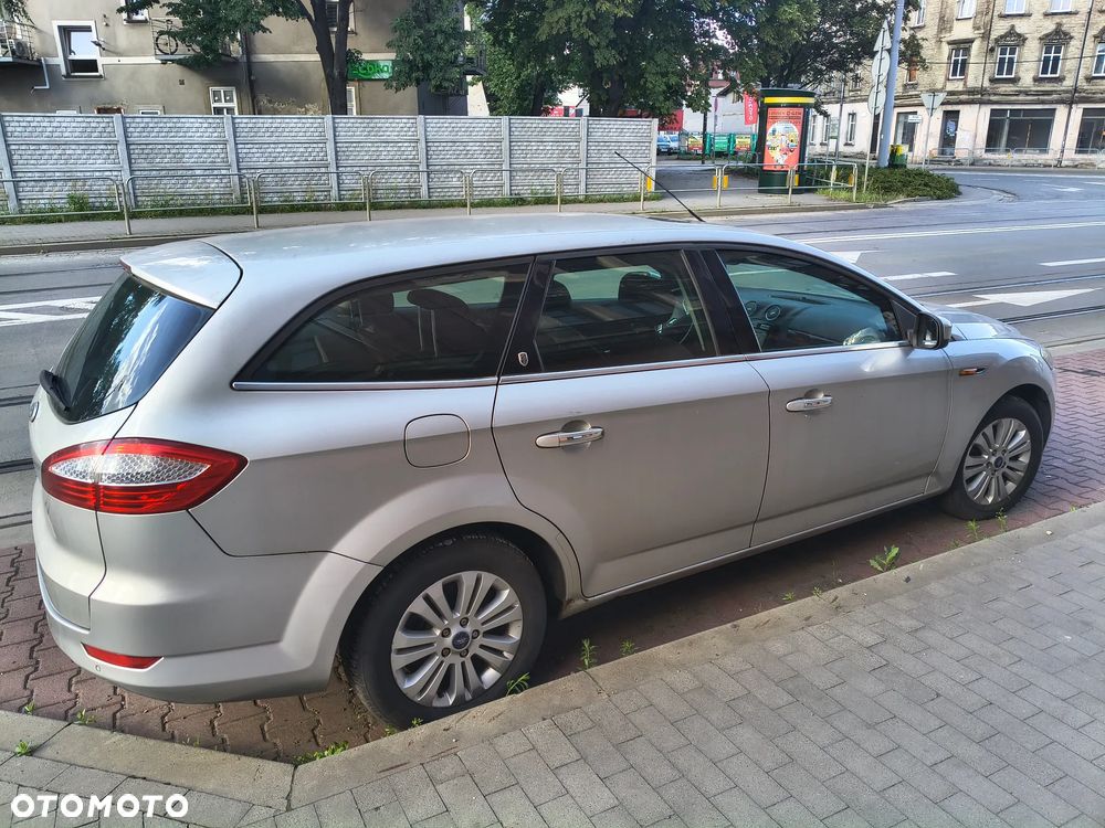 Ford Mondeo 2.0 TDCi Ghia - 5