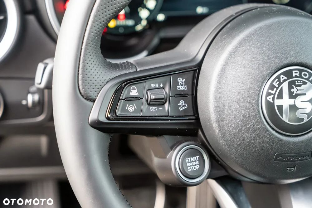 Alfa Romeo Stelvio 2.0 Turbo Veloce Q4 - 22