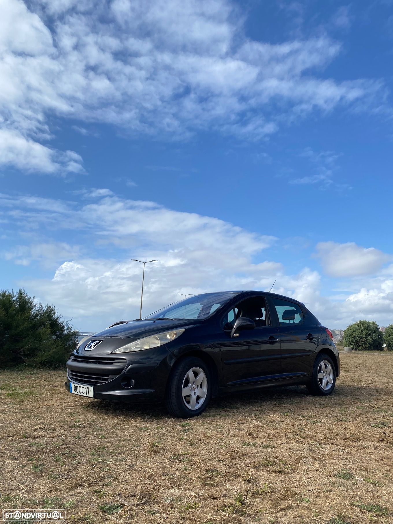 Peugeot 207 1.4 HDi Urban - 1