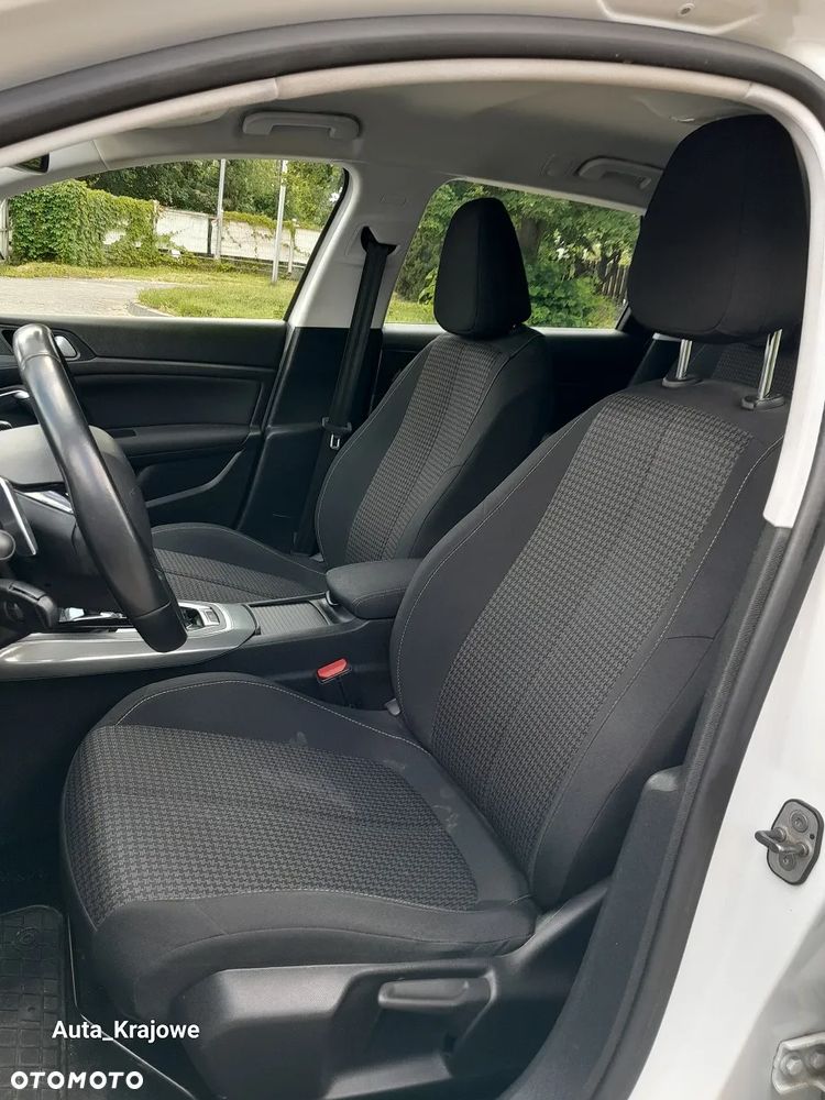 Peugeot 308 1.5 BlueHDi Active S&S EAT8 - 26