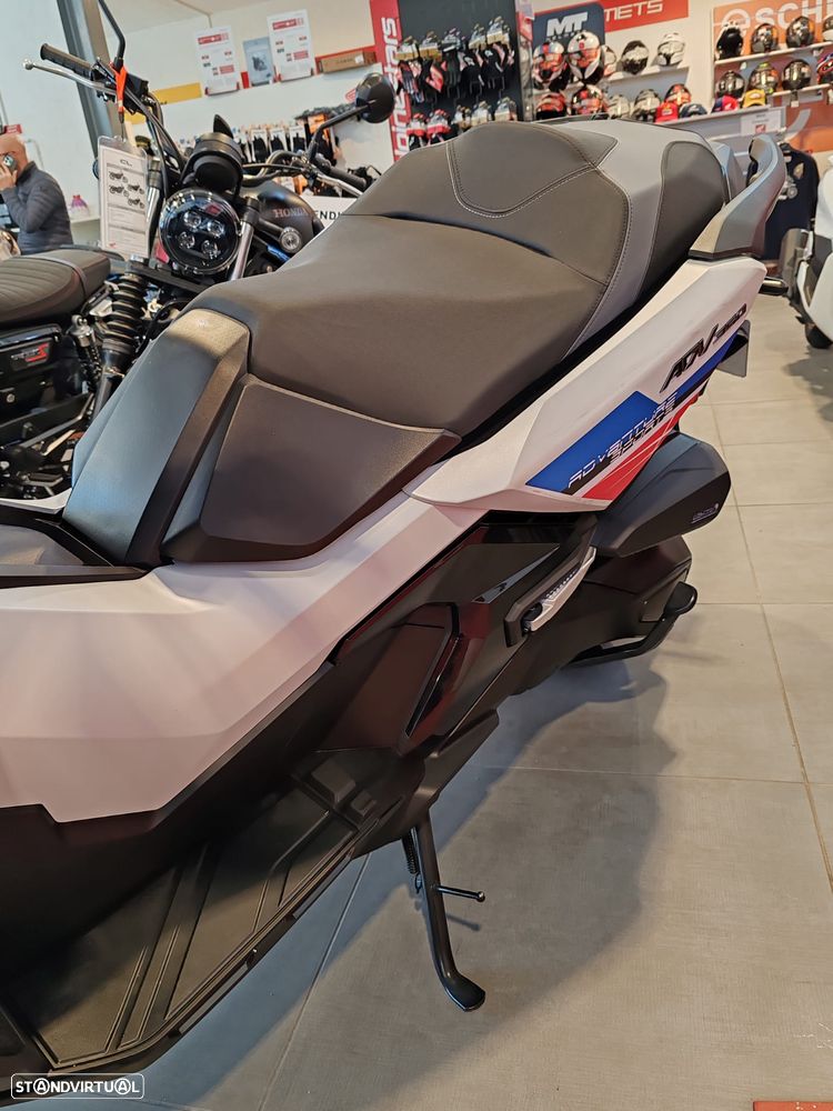 Honda ADV - 7