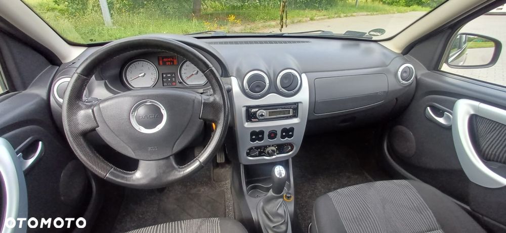 Dacia Sandero - 16