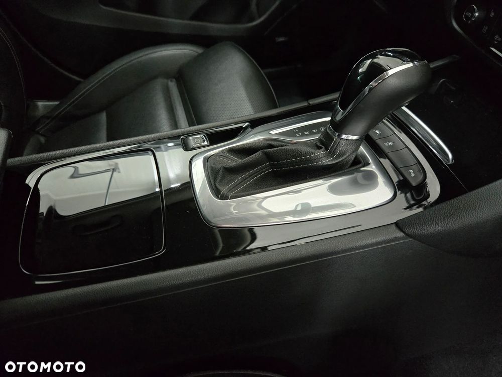 Opel Insignia 2.0 CDTI 4x4 Ultimate S&S - 28