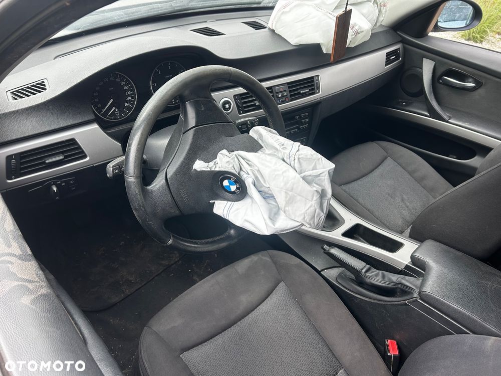 BMW E91 2.0d 163km M47D20 Lak A22/7 Na Części Częsci - 6
