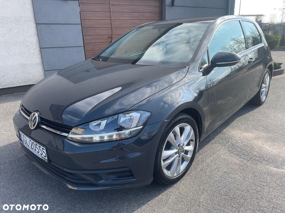 Volkswagen Golf - 5