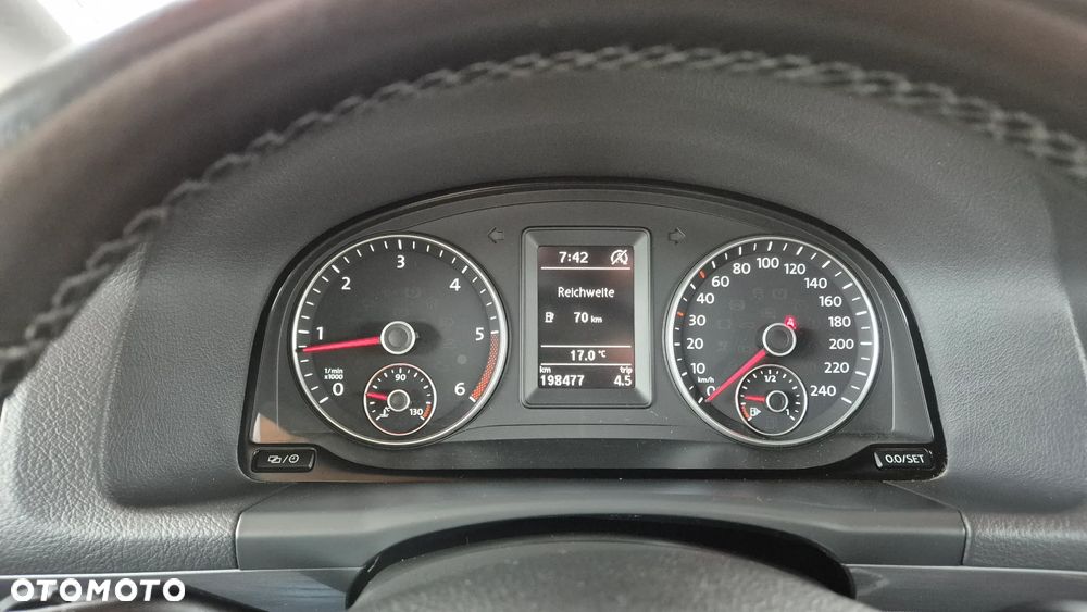 Volkswagen Touran 1.6 TDI DPF Highline - 12