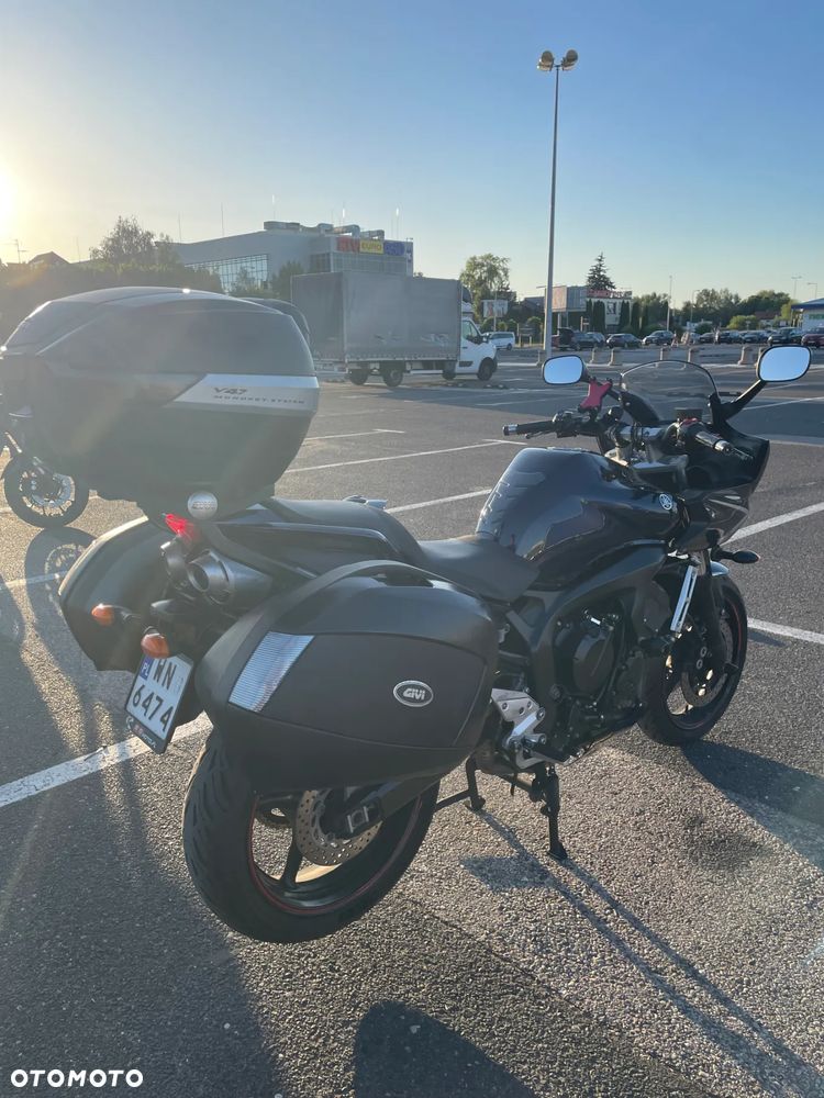 Yamaha FZ6 - 3
