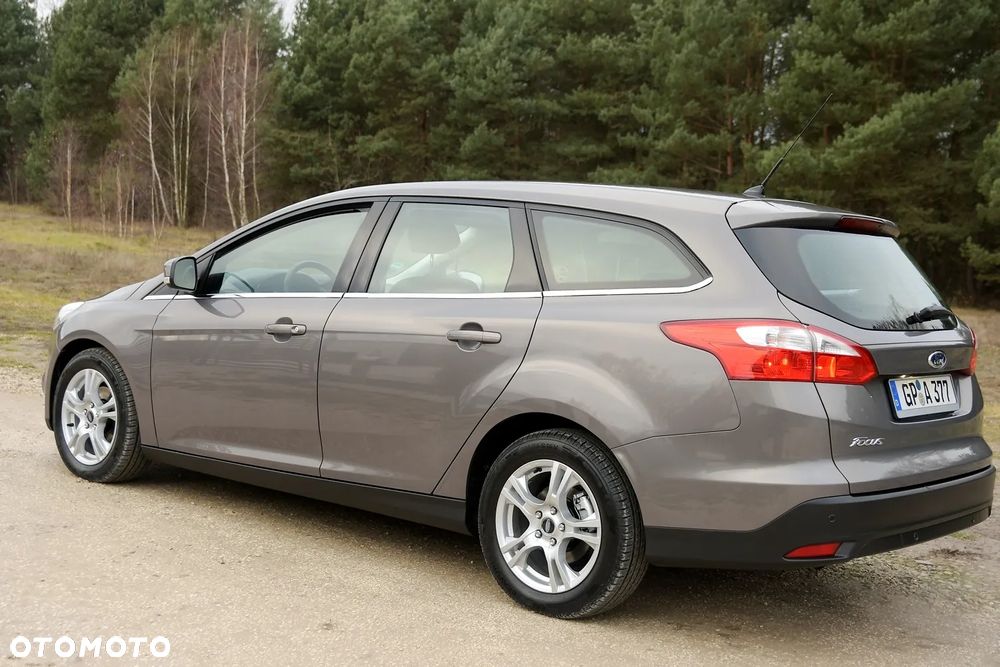 Ford Focus 1.6 Ti-VCT Titanium - 5