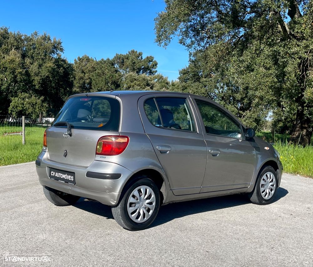 Toyota Yaris 1.0 Sol - 5