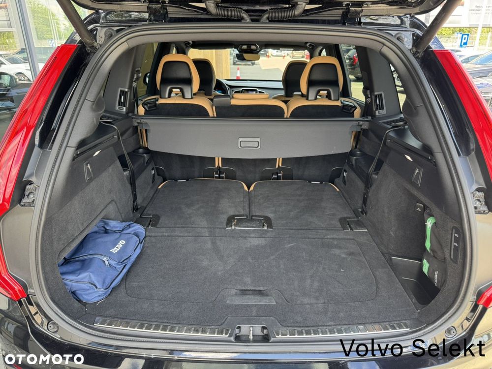 Volvo XC 90 T8 AWD Plug-In Hybrid Plus Dark 7os - 13