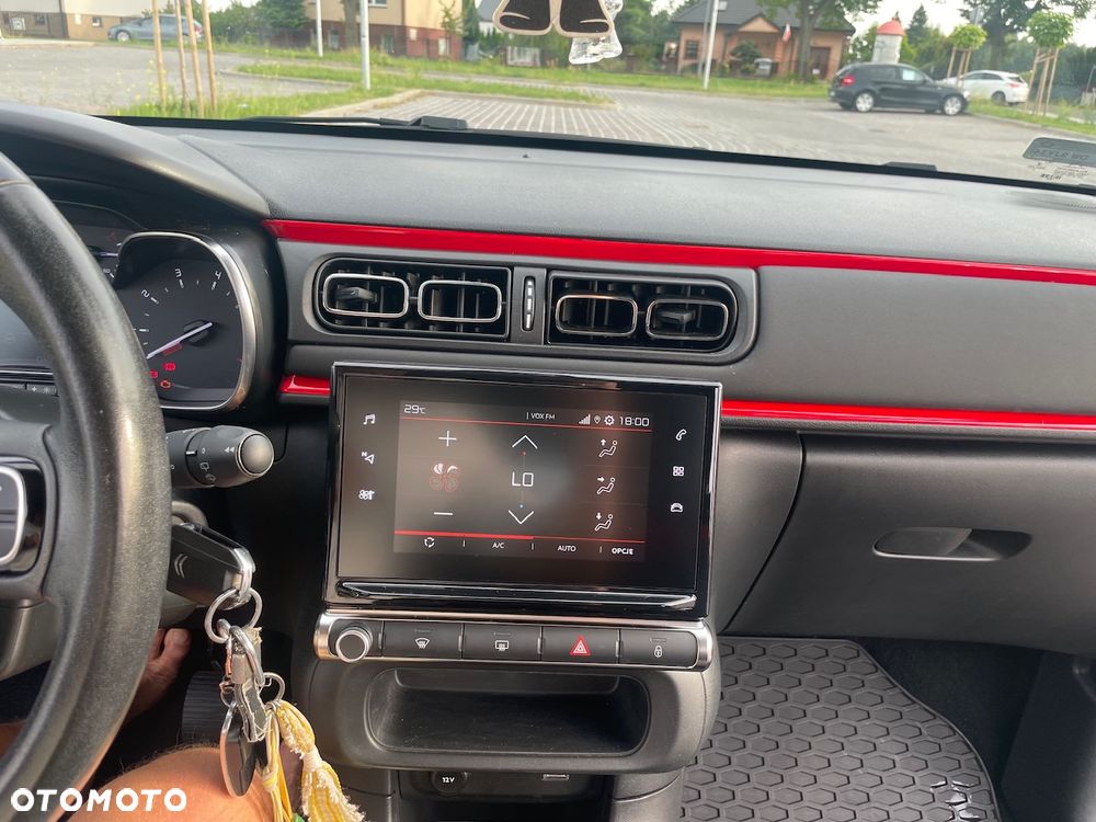 Citroën C3 1.2 PureTech Shine - 8