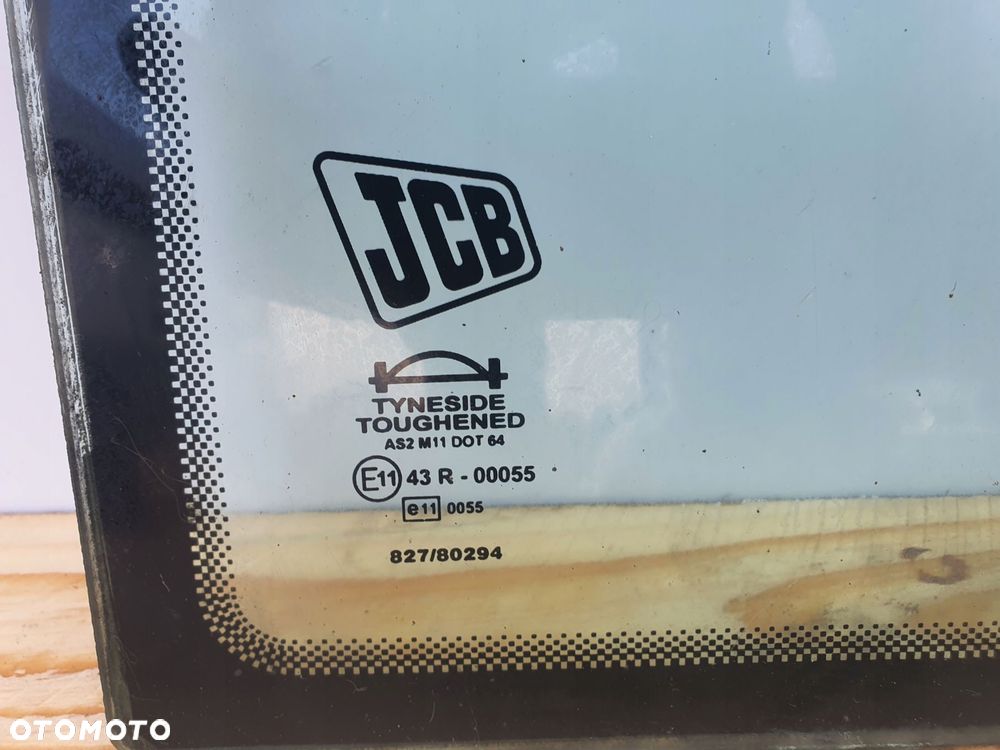 JCB TLT TELETRUK 30D 35D SZYBA TYLNA TYLNIA TYŁ 827/80294 - 9