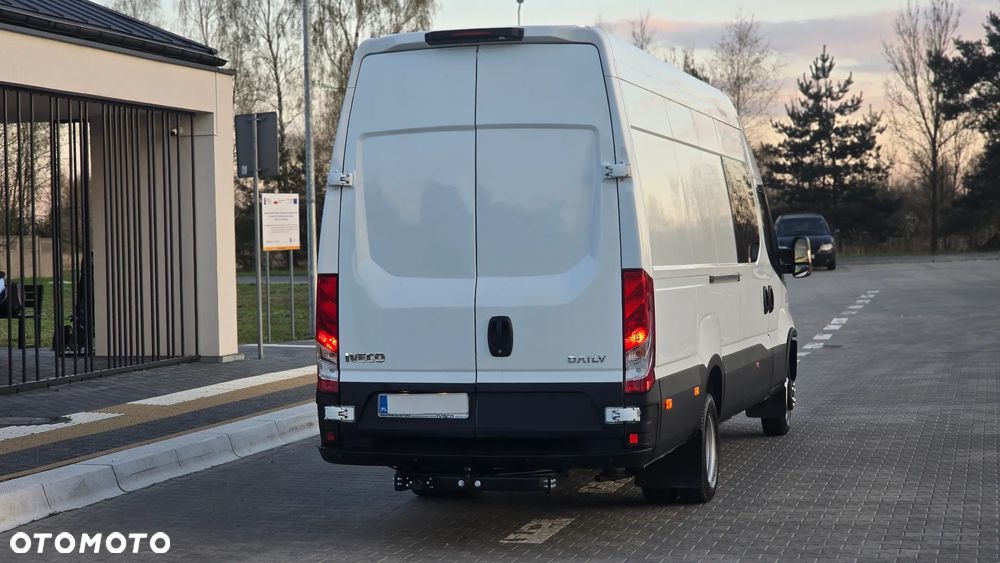 Iveco ❗️❗️DAILY 3.0 180KM MAXI 50C18 L4H3 JAK NOWY ❗️❗️NOWY MODEL / ZABUDOWA VIP 9 OSÓB HAUSER / 3500KG HAK / PIERWSZY WŁASCICIEL / BLASZAK / NAVI / KAMERA COFANIA / ZAWIESZENIE PNEUMATYCZNE AIR-PRO  / KLIMATYZACJA POSTOJOWA / SKRZYNIA MANUALNA / BLIŹNIAKI / TEMPOMAT / WERSJA WZMOCNIONA / FULL OPCJA / SERWIS ASO / SALON POLSKA / 35C15 50C15 35C18❗❗ JAK Z SALONU - NOWY -❗❗ - 20