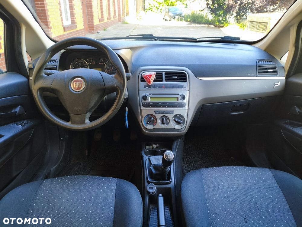 Fiat Grande Punto - 7