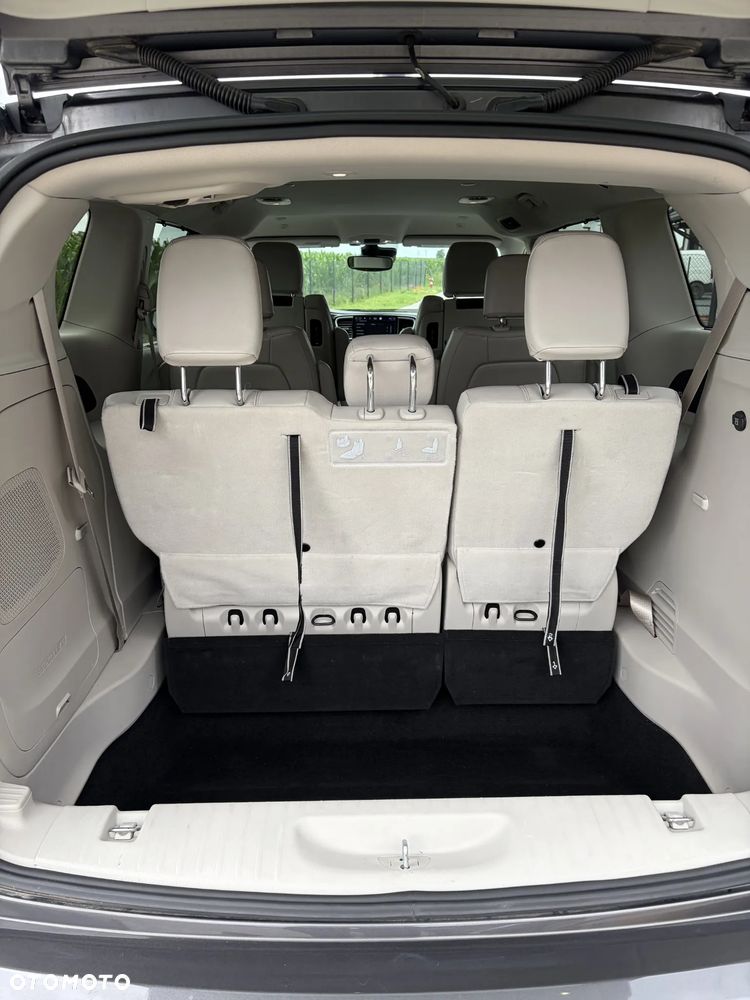 Chrysler Pacifica - 24