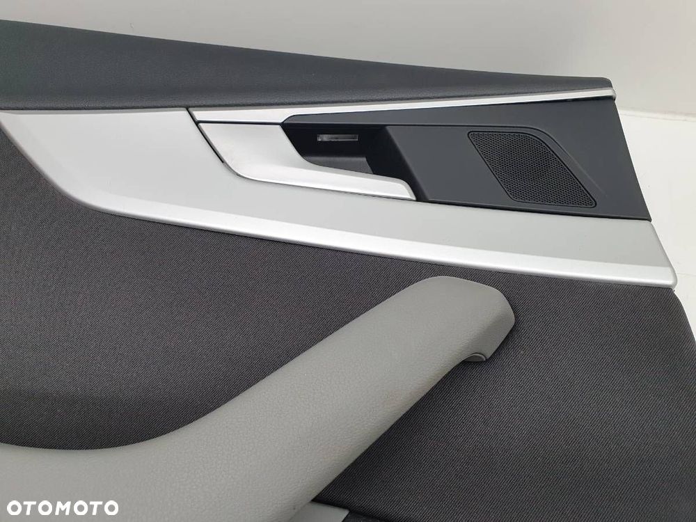 BOCZEK DRZWI TYŁ LEWY TAPICERKA AUDI A4 B9 AVANT FELSGRAU - 4