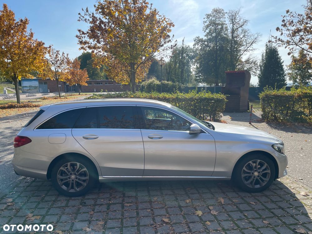 Mercedes-Benz Klasa C 180 7G-TRONIC - 2