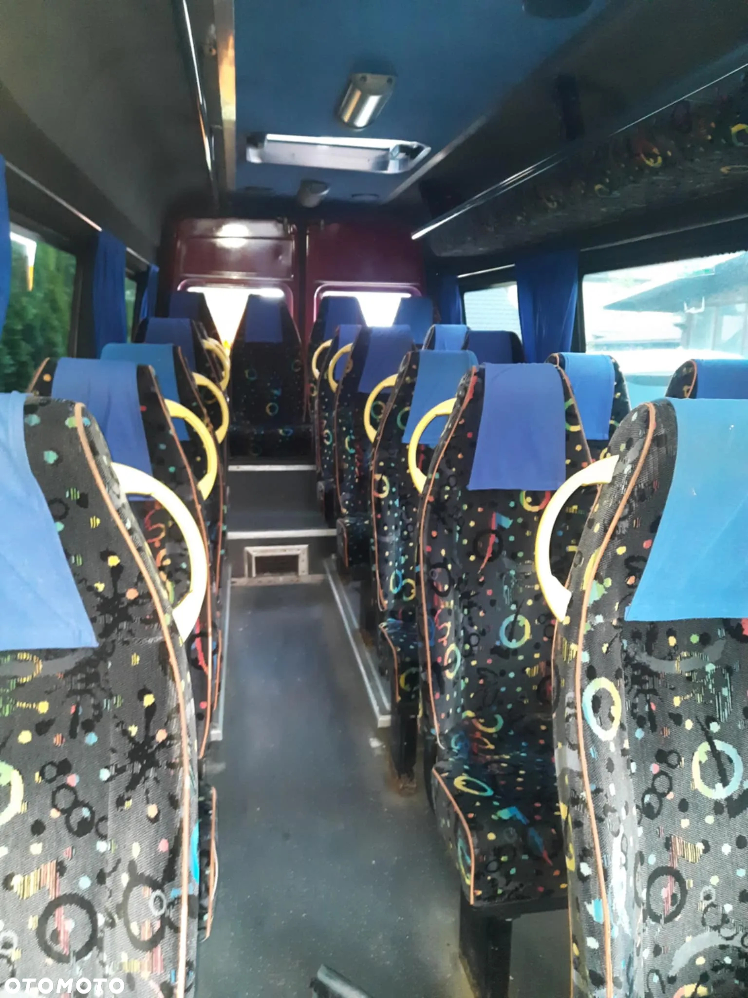 Mercedes-Benz Sprinter - 12