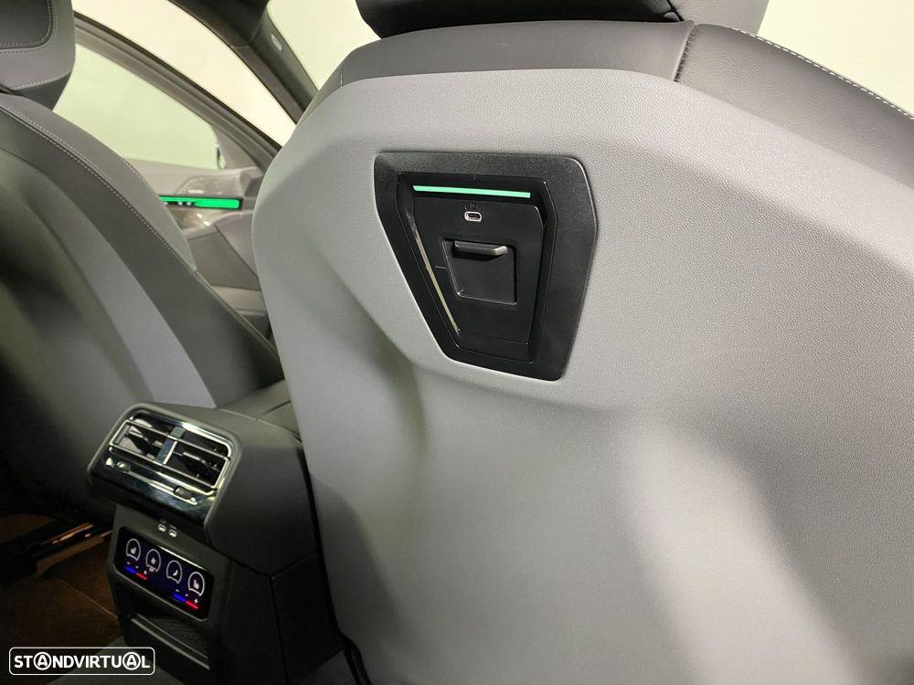 BMW 550 e xDrive Pack Desportivo M - 21