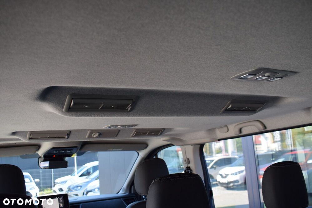 Renault Trafic 2.0 dCi EDC - 17