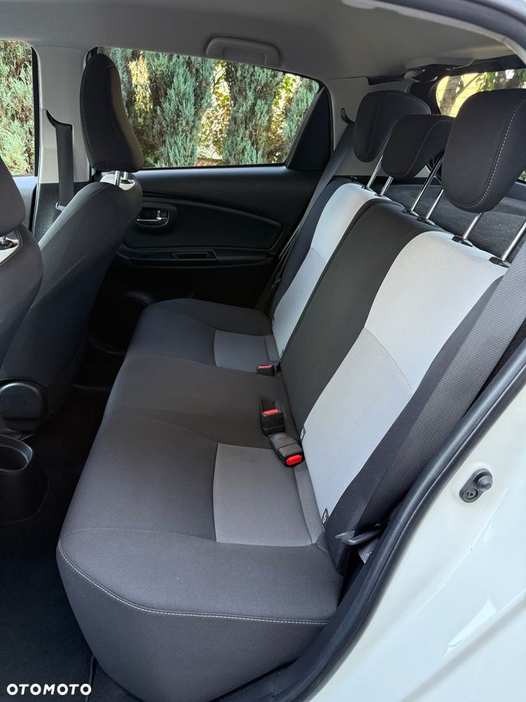 Toyota Yaris 1.5 Selection - 11