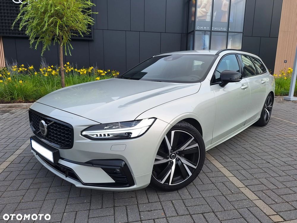 Volvo V90 D4 R-Design - 1