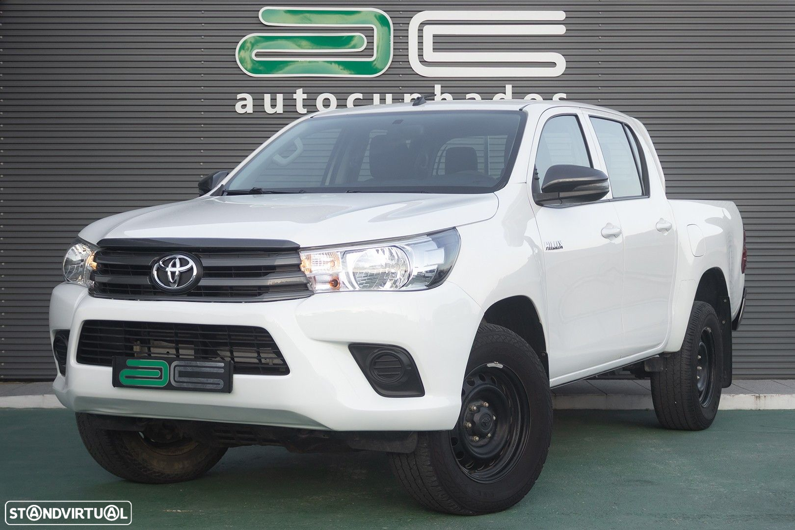 Toyota Hilux 2.4 D-4D 4WD CD CM - 3