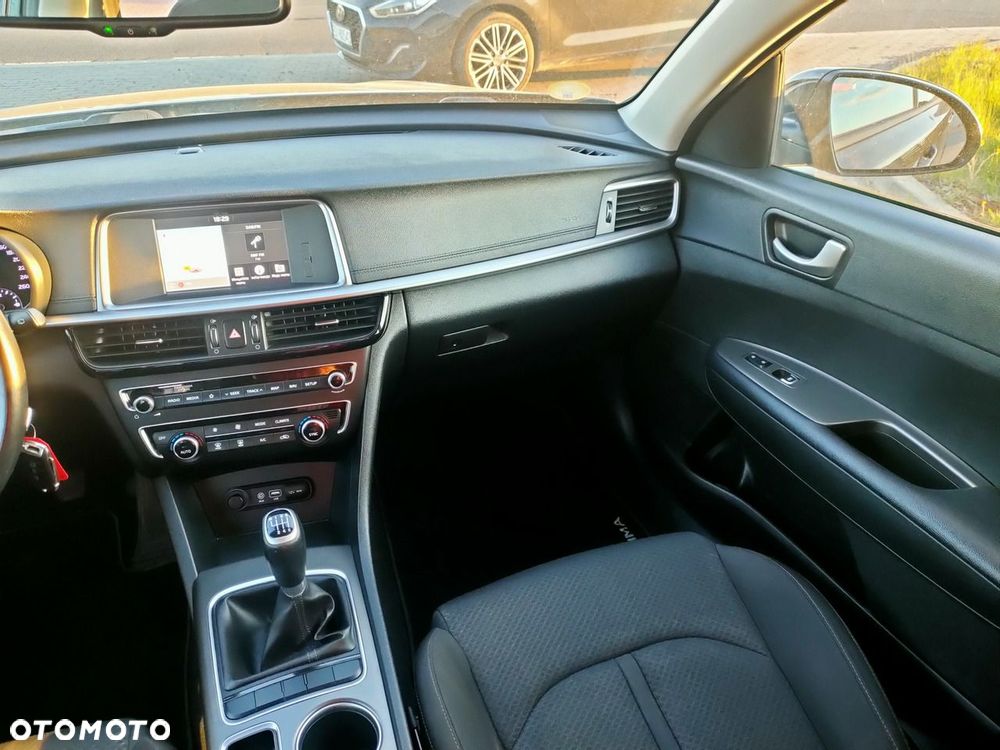 Kia Optima - 37