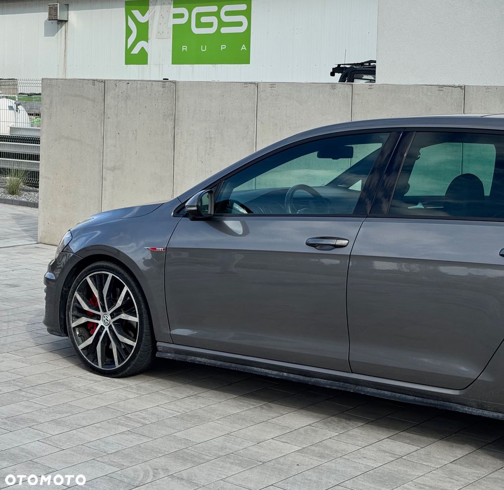 Volkswagen Golf 2.0 TSI BMT GTI Performance DSG - 4