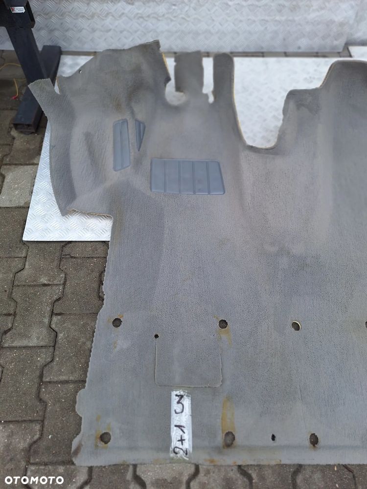 WYKŁADZINA PODŁOGA KABINY DYWANOWA VW TRANSPORTER T5 MULTIVAN CARAVELLE - 2