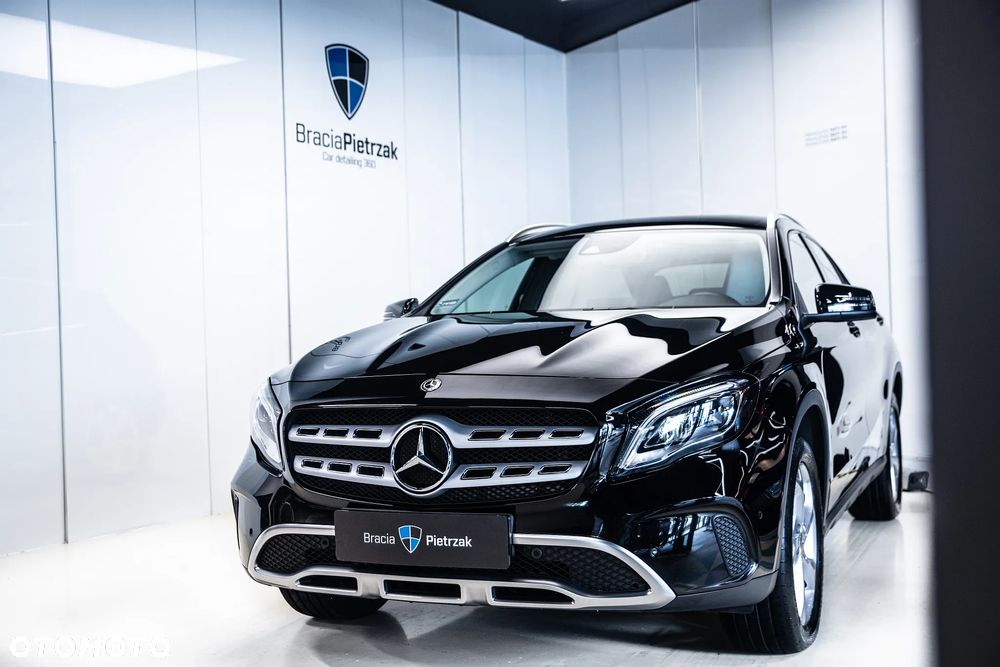 Mercedes-Benz GLA 200 7G-DCT Urban - 1