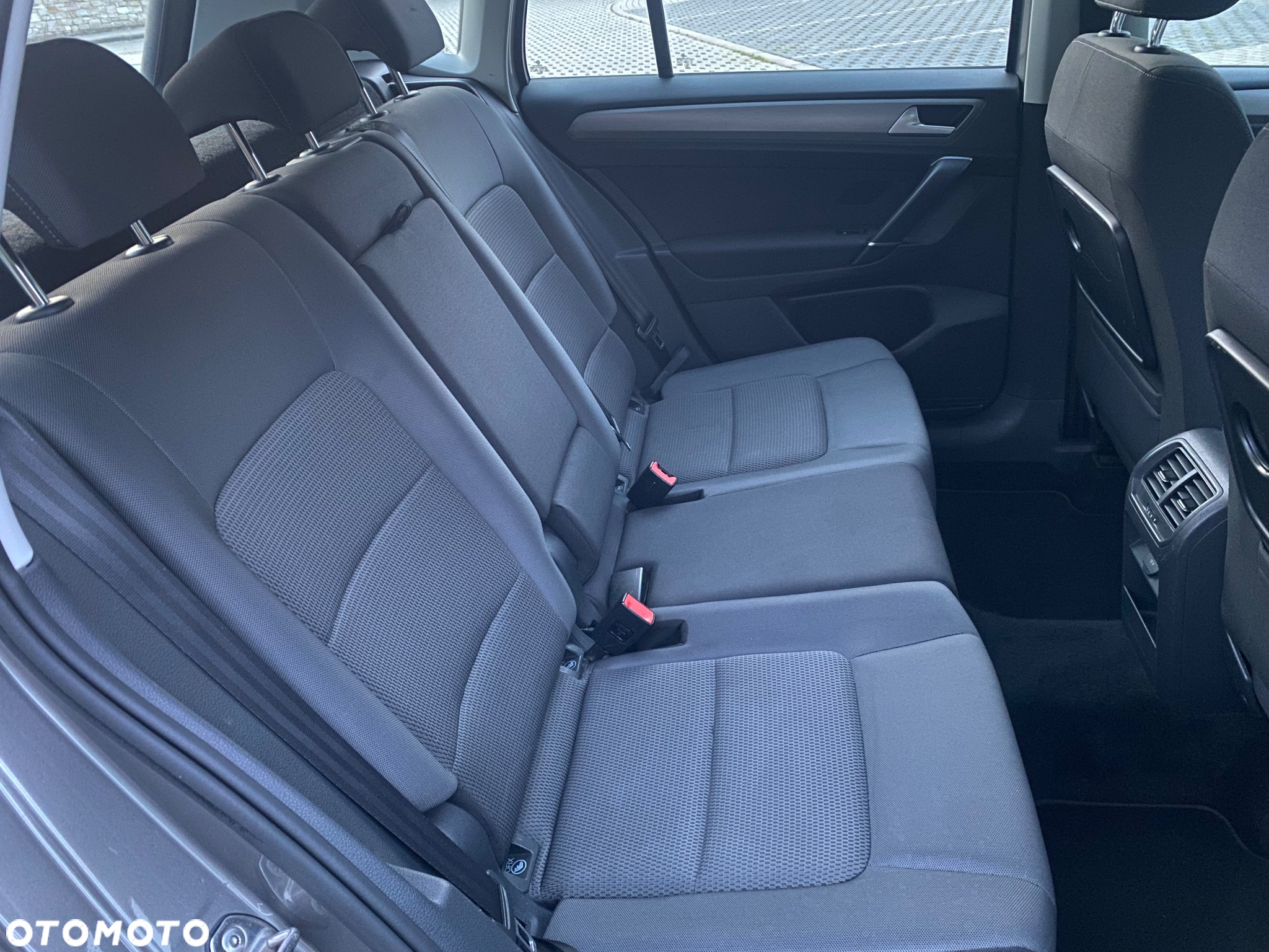 Volkswagen Golf Sportsvan VII SV 1.6 TDI BMT Highline - 26