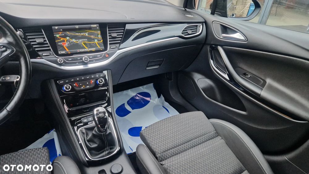 Opel Astra 1.6 BiTrb D (CDTI) Start/Stop Innovation - 31