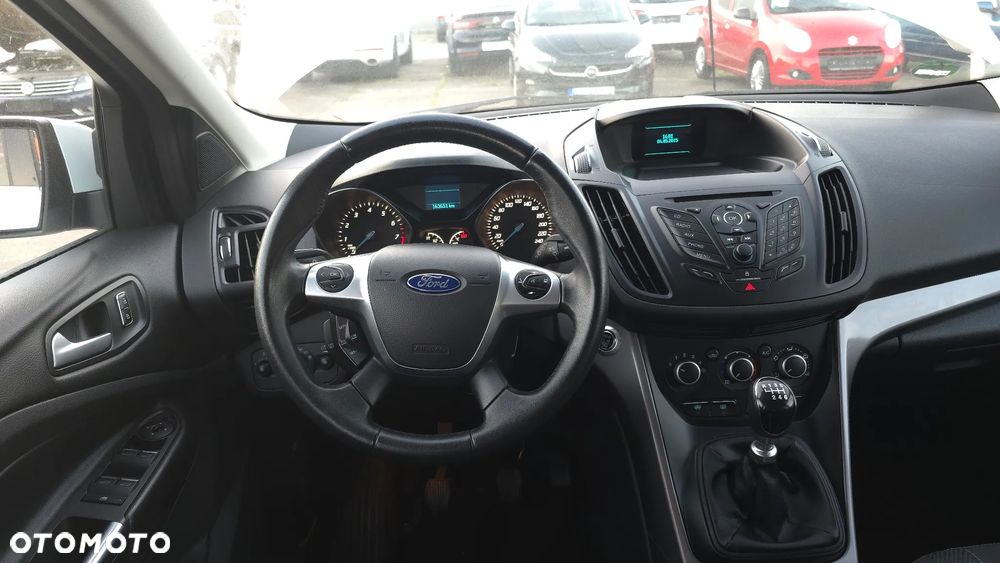 Ford Kuga - 19