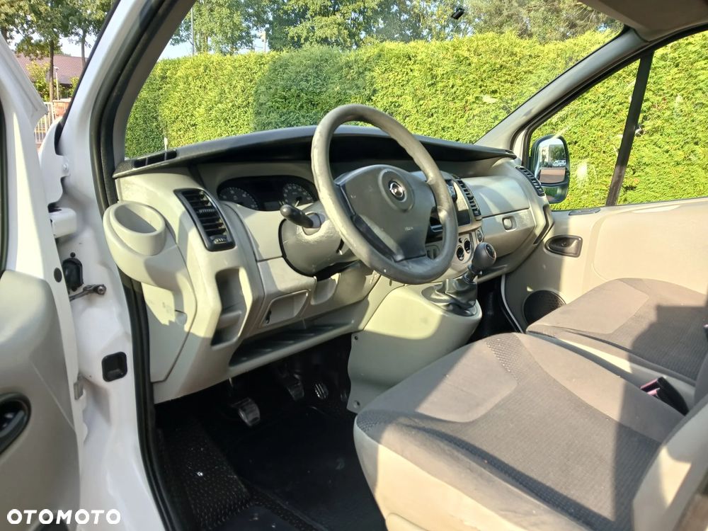 Opel VIVARO - 9