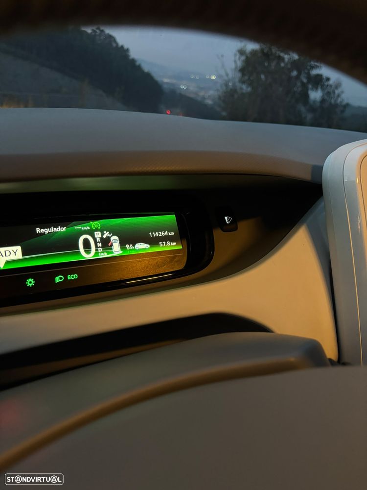Renault Zoe (c/ Bateria) Zen - 18